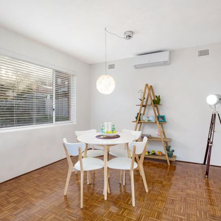 Stylish, Light-Filled Apartment Opposite Drummoyne Oval - Photo 3