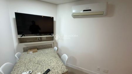 Studio com 1 quarto e 31m² para alugar em Beira Mar, Florianópolis. - Photo 2
