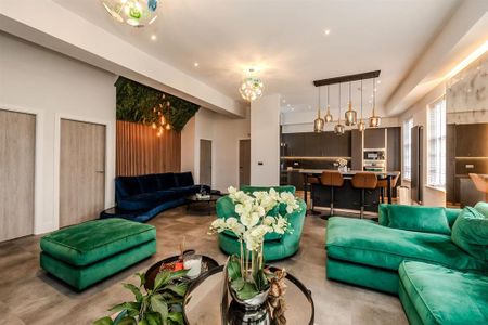 3 bedroom apartment to rent - Photo 3