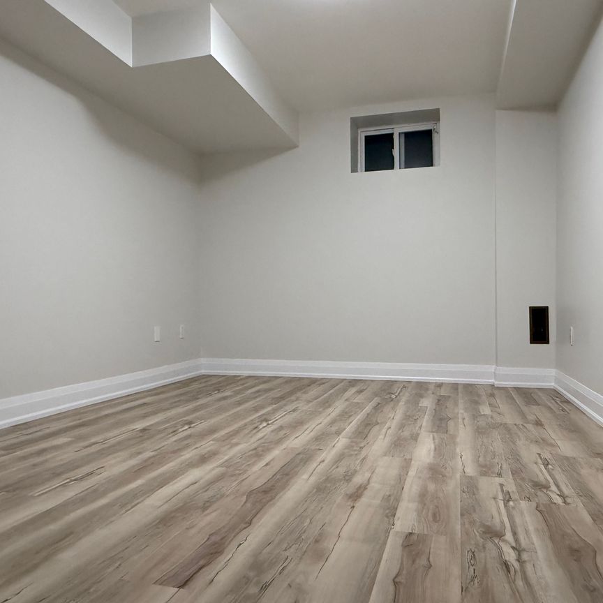 For Lease - Bsmt 623 16th Avenue, Richmond Hill, Ontario - Photo 1