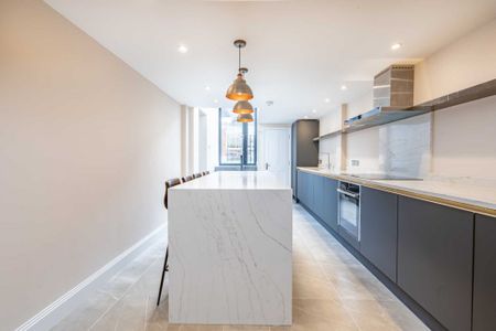 3 bed Terraced House for rent - Photo 4
