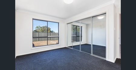 As New Family Home - Photo 2