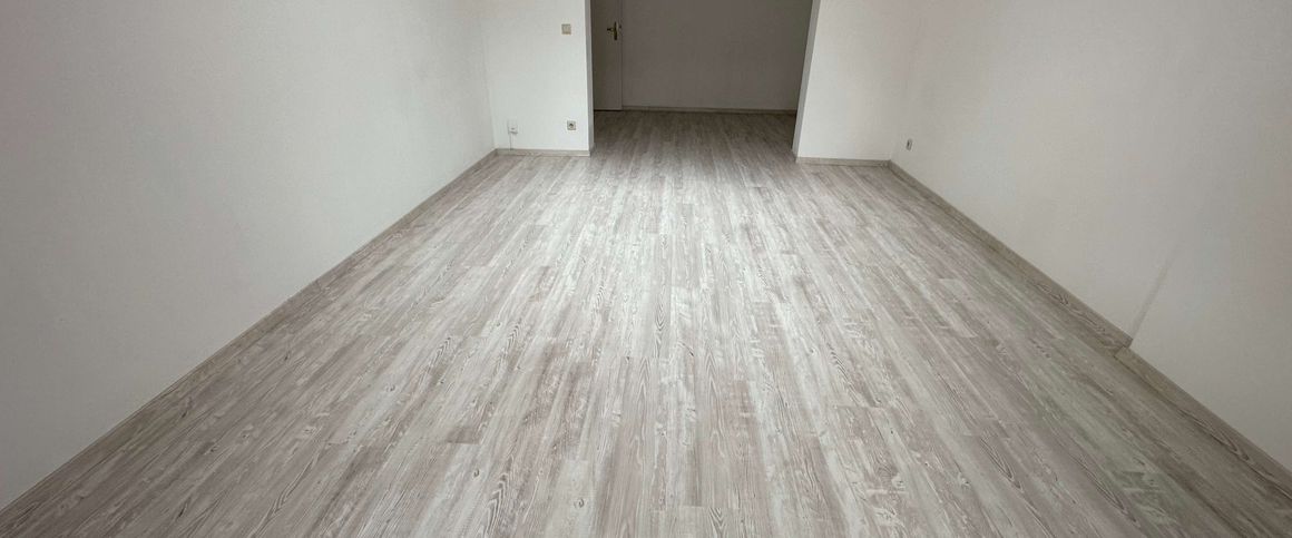 Frei ab 1.7.25 - WOHNEN IM DG-MAIS. mit zwei Bäder + Süd/West-Balkon - Foto 1