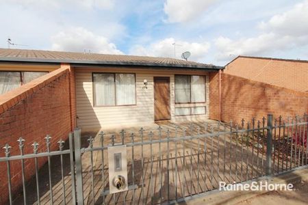 176 Rankin St, Bathurst, NSW 2795 - Photo 4