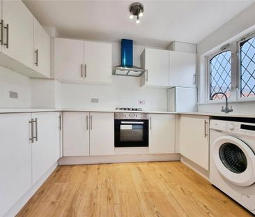 3 bedroom semi-detached house to rent - Photo 6