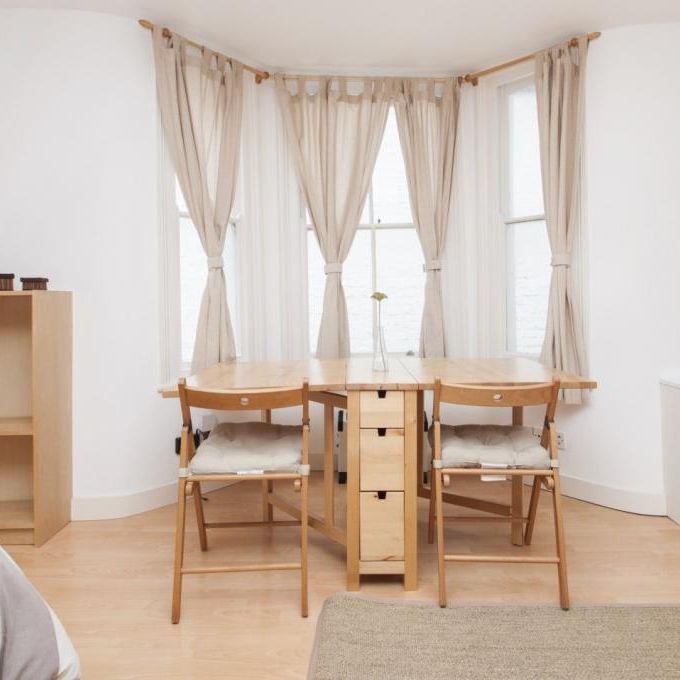 Flat 03 Belgrave Road, Pimlico SW1V 2BL - Photo 1