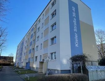 Schöne 2 Zimmer-Wohnung mit Einbauküche in Schwerin Lankow zu mieten! - Photo 1