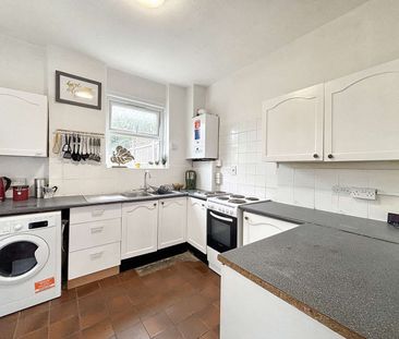 Duckett Road Room 2 - Photo 5