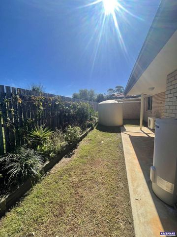 Modern 2 Bedroom Unit in Great Complex - Photo 3