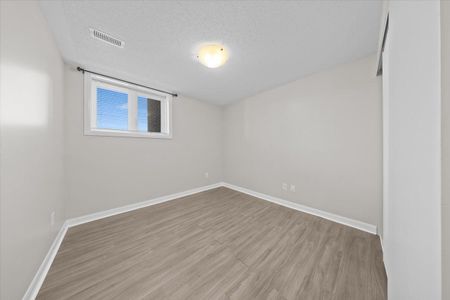For Lease - 709 Amberwing Private Unit# B, Orleans - Cumberland and Area, Ontario - Photo 3
