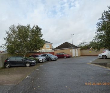 Ensign Way, Diss - Photo 2