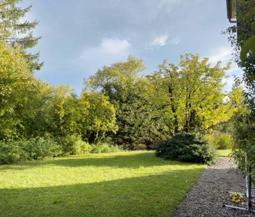 Charmante 3.5-Zimmerwohnung mit traumhafter Aussicht und Gartenanteil - Photo 4