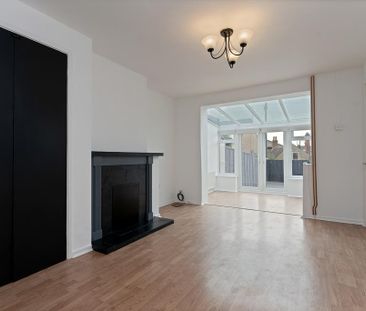 2 bedroom end of terrace house to rent - Photo 1