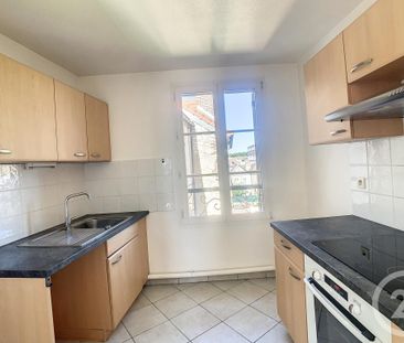 Location Appartement 3 pièces 75m² TROYES 10000 - Photo 4