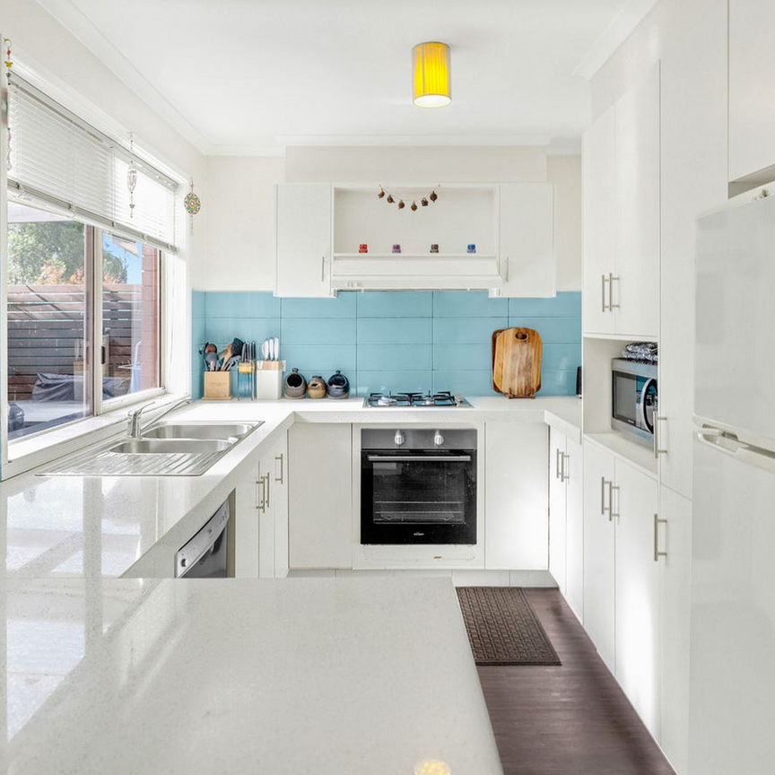 10 George Greeves Place, Hoppers Crossing VIC, Belconnen - Photo 1