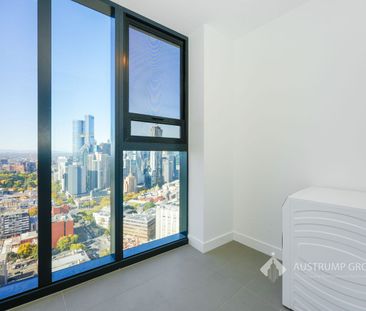 Furnished 2-Bedroom, 2-Bathroom Apartment in Swanston Central - Photo 6