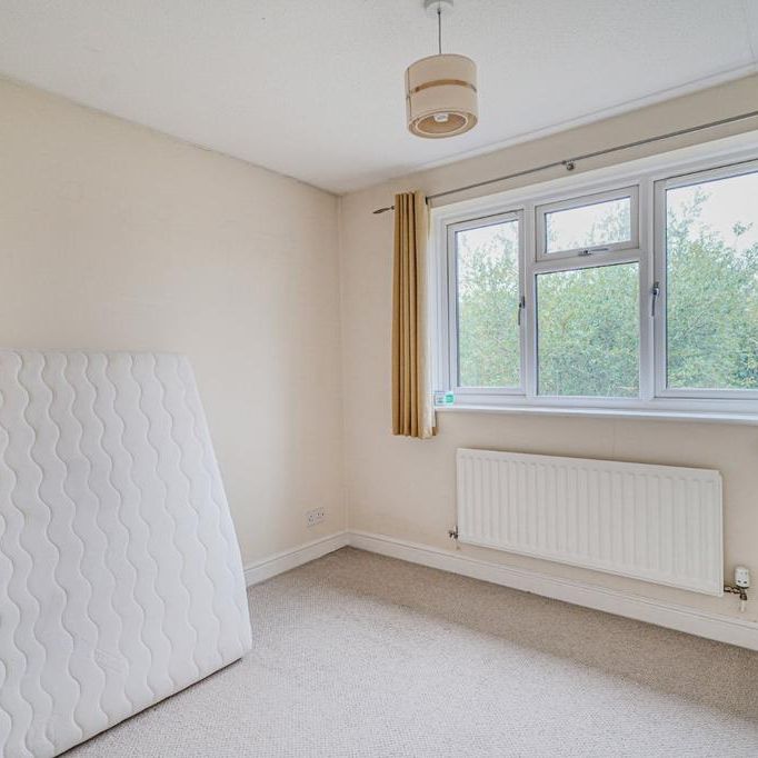 4 bedroom detached house to rent - Photo 1