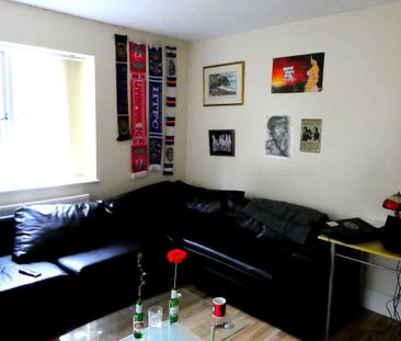 5 bedroom semi-detached house to rent - Photo 1