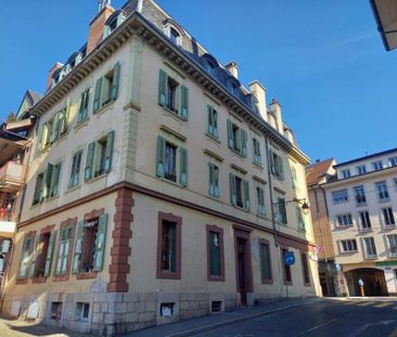 Charmant appartement de 3 pièces situé en plein coeur du centre ville - Photo 1