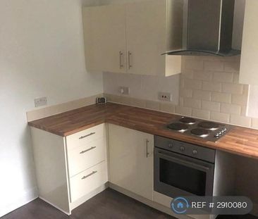 2 bedroom semi-detached house to rent - Photo 3