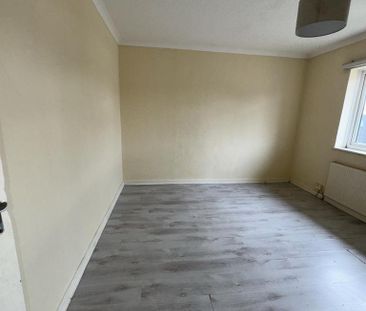 3 bedroom detached house to rent - Photo 2