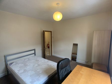 Wolsley Street, Heslington Road - P2081 - Photo 5