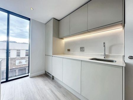 2 bedroom apartment to rent - Photo 3