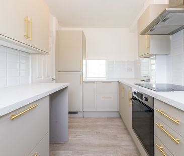 Wakefield Crescent, Standish, WN6 0AU - Photo 6