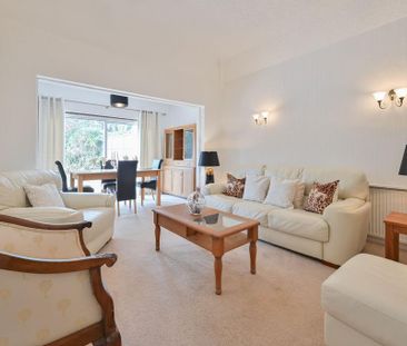 3 bedroom detached bungalow to rent - Photo 3