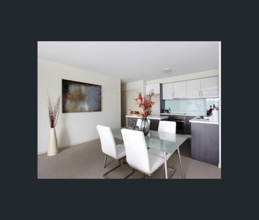 MODERN AND SPACIOUS - Photo 6