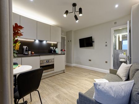 Apartment EG37-B2 - Photo 5