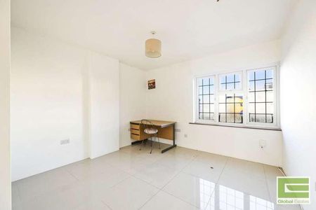 Beddington Gardens, Wallington, SM6 - Photo 2