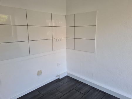 Wundervoll sanierte 1,5 Zimmer EG- Wohnung - Photo 3