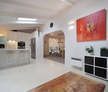 Rare Family Sanctuary in Nature - Photo 5