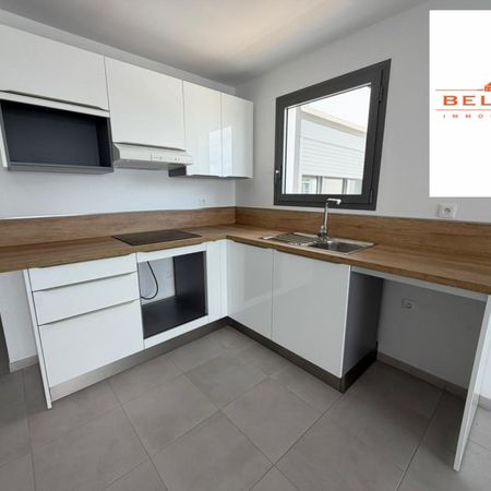 Location Appartement 82.12m² 3 pièces Fort de france - Photo 3