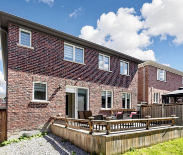 For Lease - 4 Mawby Street, Ajax, Ontario - Photo 6