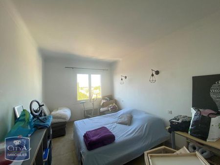 Location Appartement 3 pièces 77m² CARPENTRAS 84200 - Photo 3