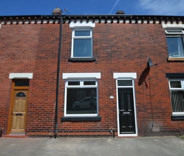 2 Bedroom Terraced House - Photo 2