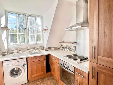 Merrymead House, Brentwood - Month Let, CM15 - Photo 4