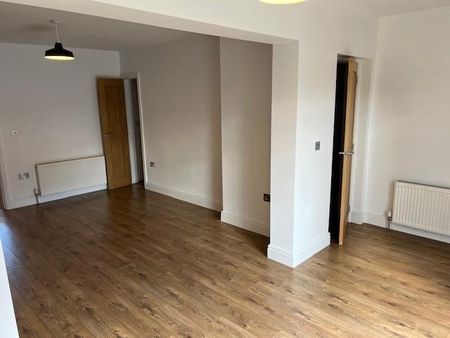 2 bedroom terraced house to rent - Photo 3