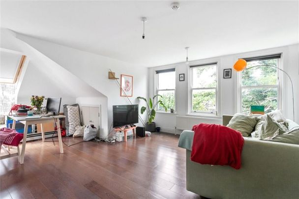2 Bed Flat, Evering Road, E5 - Photo 1