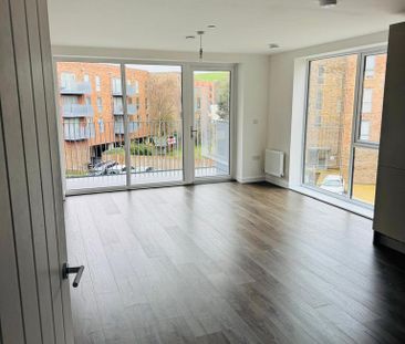 2 bedroom flat to rent - Photo 1