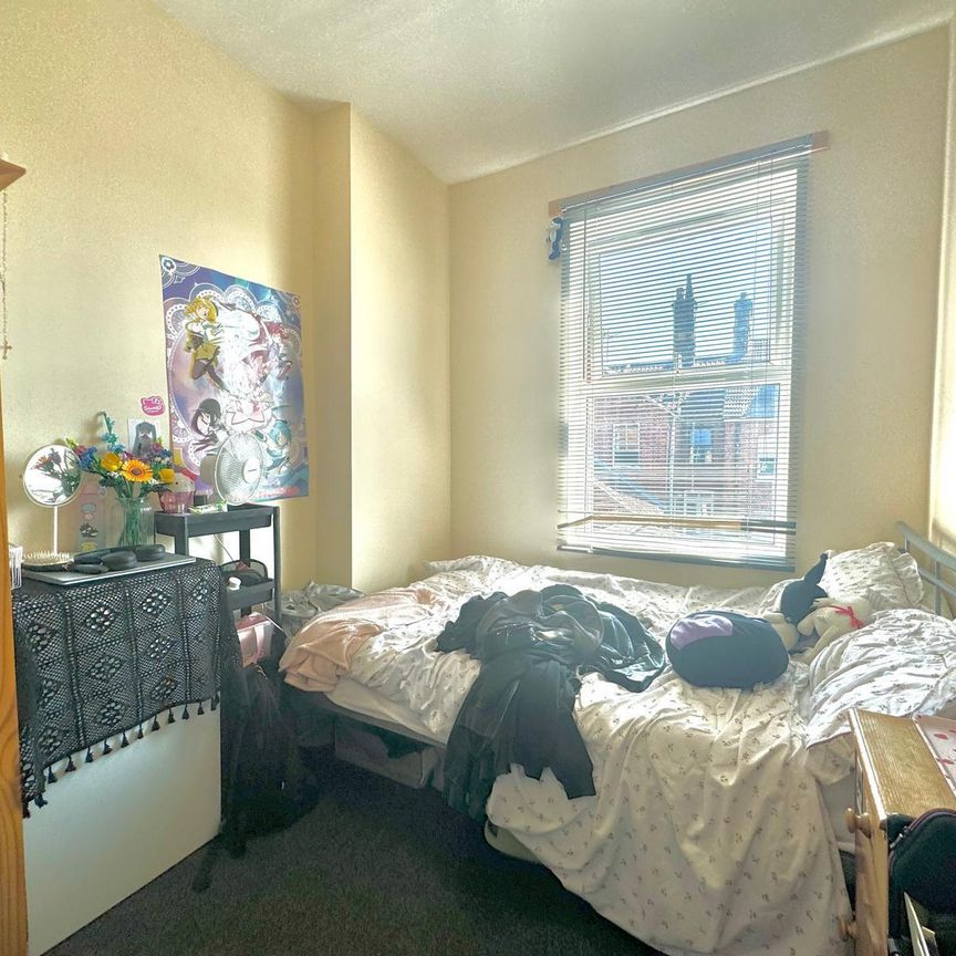 Clarence Road, Norwich - Photo 1