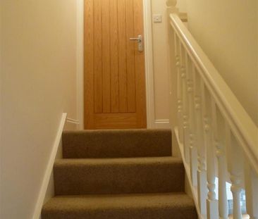 2 bedroom cottage to rent - Photo 2
