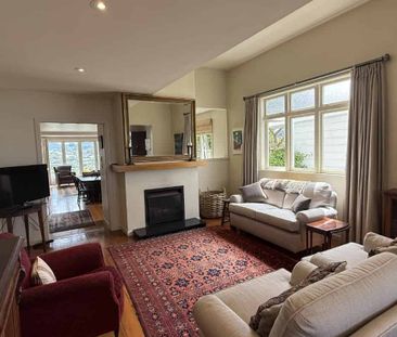 24 Harbour View Road, Northland, Wellington City - Photo 1