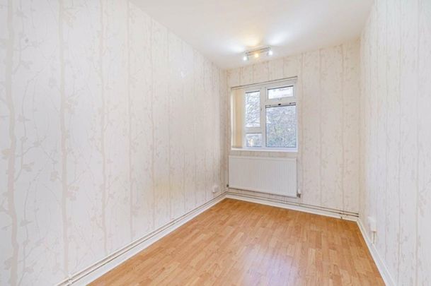 3 Bed Flat, Sheen Road, TW9 - Photo 1