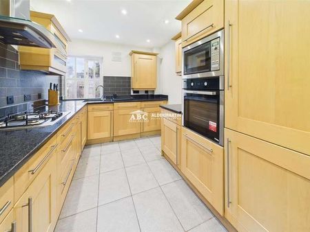 Maybury Mews, London, N6 - Photo 5