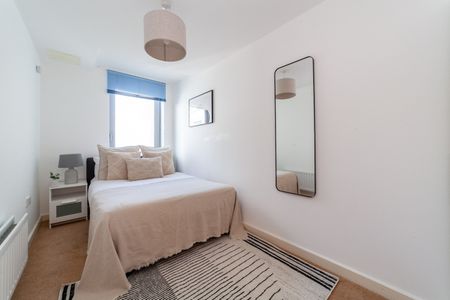 2 Bed Flat, Emily Duncan Place, E7 - Photo 4