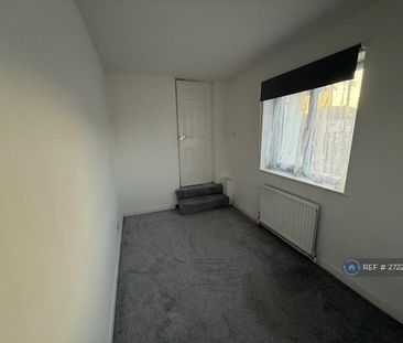 2 bedroom terraced house to rent - Photo 6