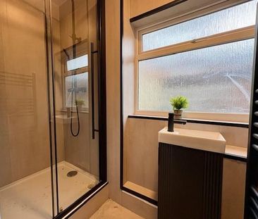 1 bedroom house of multiple occupation to rent - Photo 6